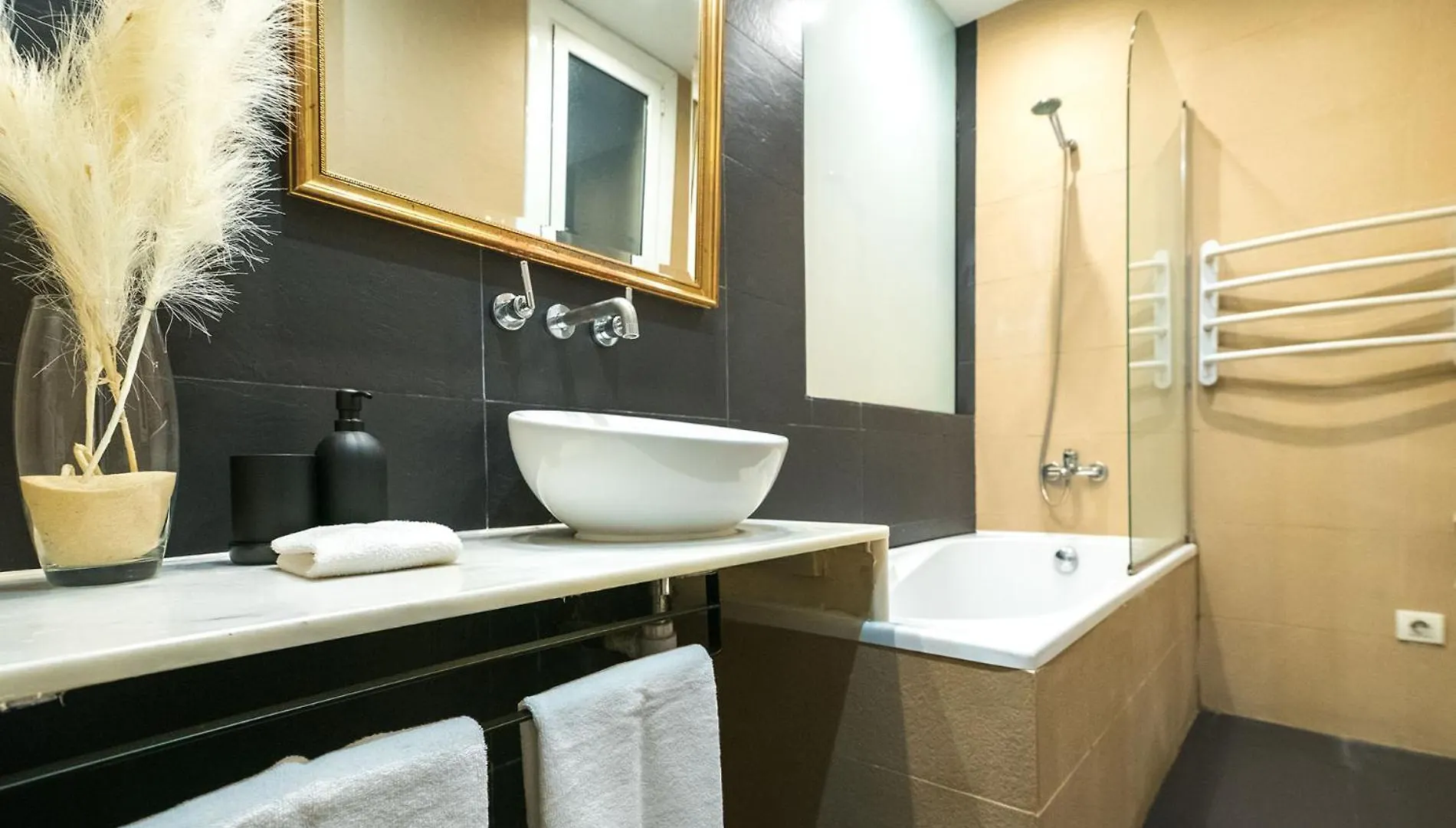 Dana - Enjoy Apartments Rocafort Βαρκελώνη Ισπανία
